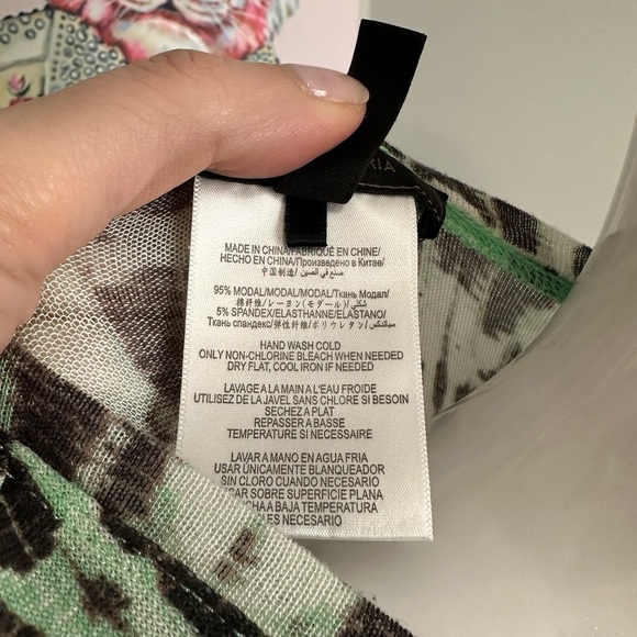 BCBG SHIRT SOFT STRETCH XS - Picture 5 of 6